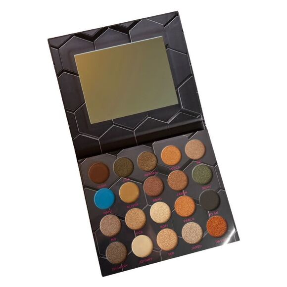 Barbarella eyeshadow palette by BeeBeauty Brand New un swatched - Picture 4 of 6